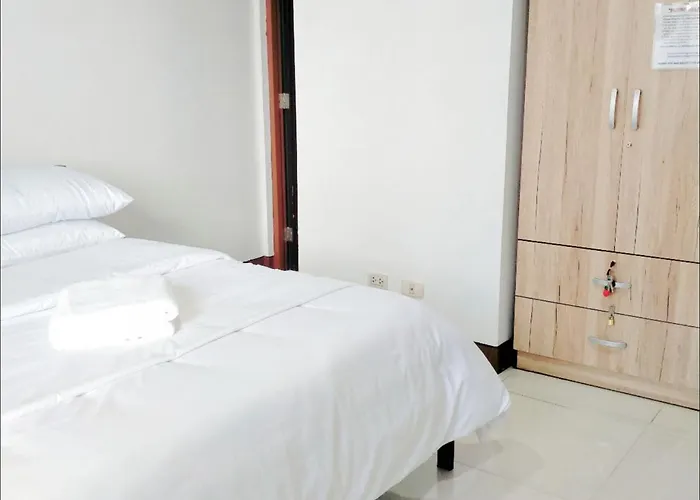 Manhattan Heights Tower-d Staycation In Metro Manila