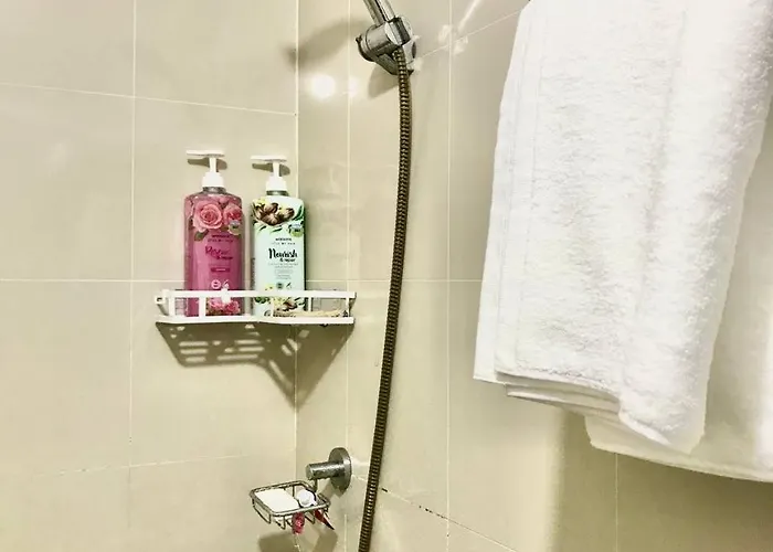 Manhattan Heights Tower-d Staycation In Metro Aparthotel