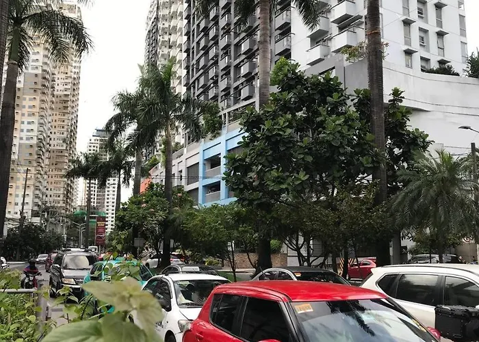 Manhattan Heights Tower-d Staycation In Metro Aparthotel Manila